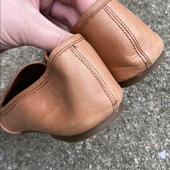 *SOLD*Lucky Brand Leather Flats - Picture 4 of 6